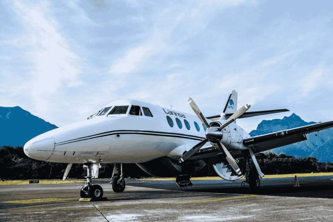Lanhsa Airlines plane crash in Roatán, Honduras, with emergency response teams on site Feature Pakistan