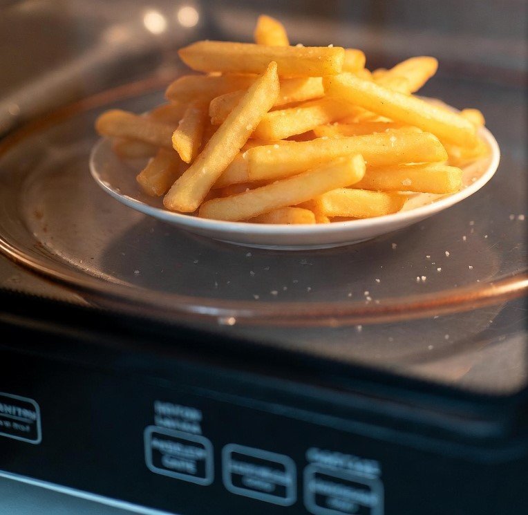 Golden microwave French fries with crispy texture and low oil