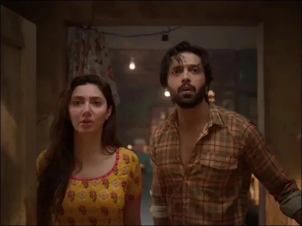 Pakistani cinema revival film Aag Lage Basti Mein movie hero and heroine standing together in scene