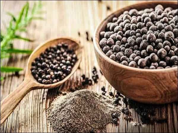 Black Pepper Benefits: 7 Health Benefits of This Powerful Kitchen Spice