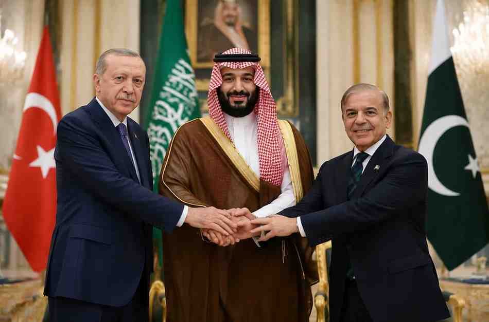 Saudi Arabia, Pakistan & Türkiye Sign Historic Joint Defense Pact Saudi Arabia Pakistan Türkiye leaders signing historic defense agreement