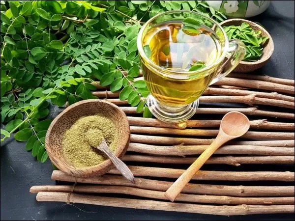 Moringa Tea: Is This Caffeine-Free Morning Drink Really Good for You?