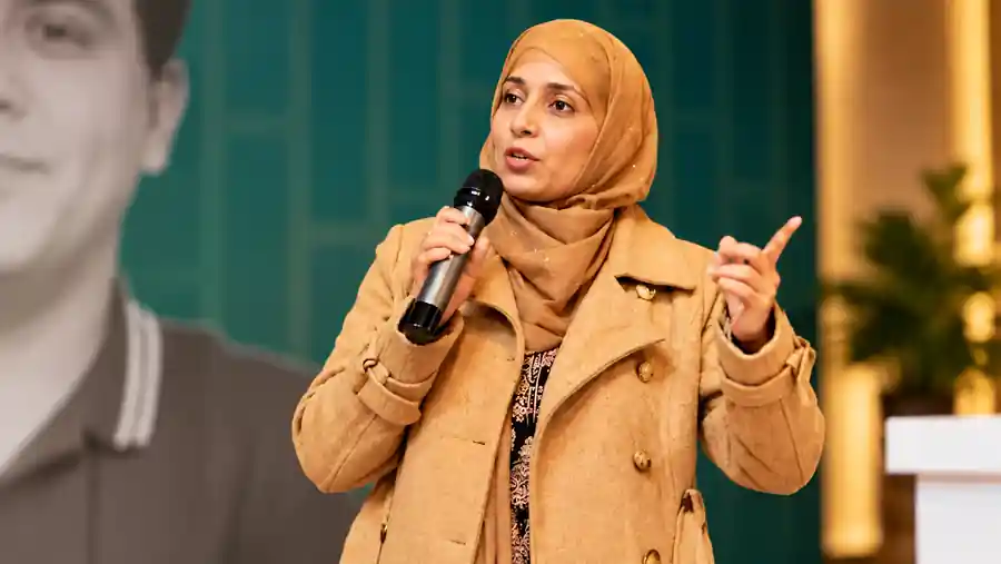 Samina Rizwan: From Village Classroom to Successful Freelancer Samina Rizwan: From Village Classroom to Successful Freelancer