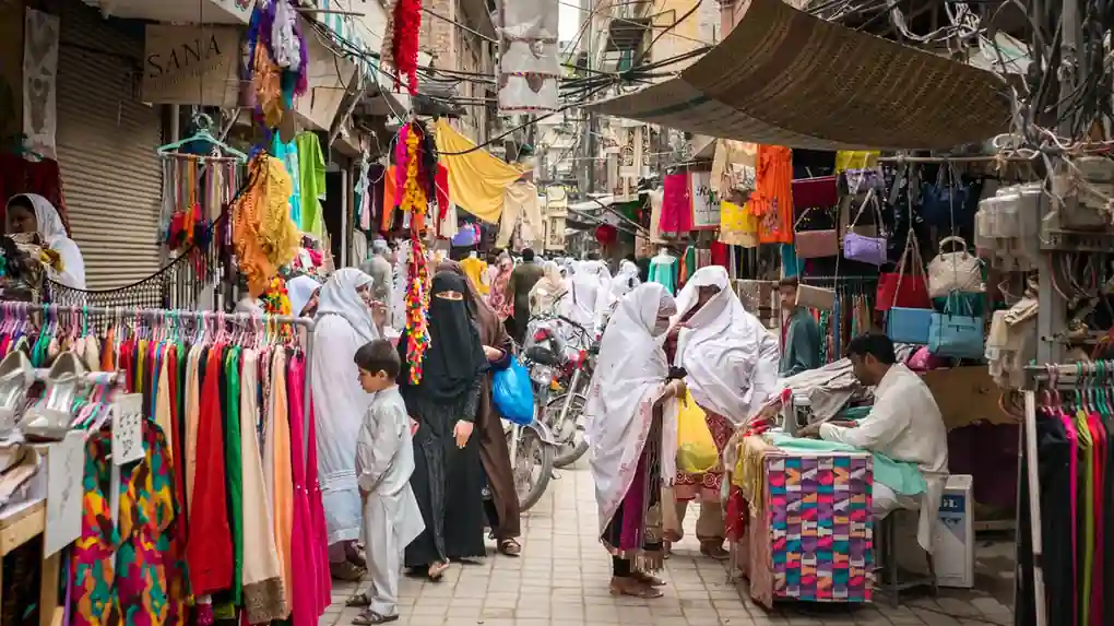 10 Major Problems of Pakistan with Causes and Solutions Pakistani city street showing urban challenges