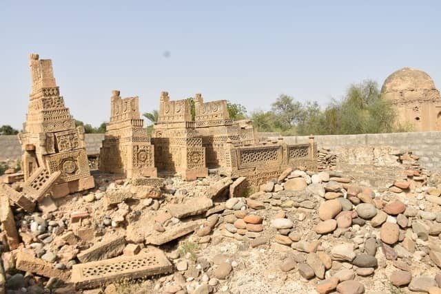 Ancestral Graveyard Of Jam Of Lasbela: Why You Should Visit & When to Go | Explore Pakistan Ancestral Graveyard Of Jam Of Lasbela: Why You Should Visit & When to Go | Explore Pakistan