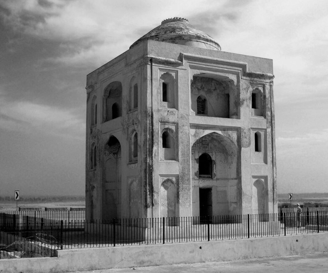 Attock Tomb: Why You Should Visit & When to Go | Explore Pakistan Attock Tomb: Why You Should Visit & When to Go | Explore Pakistan