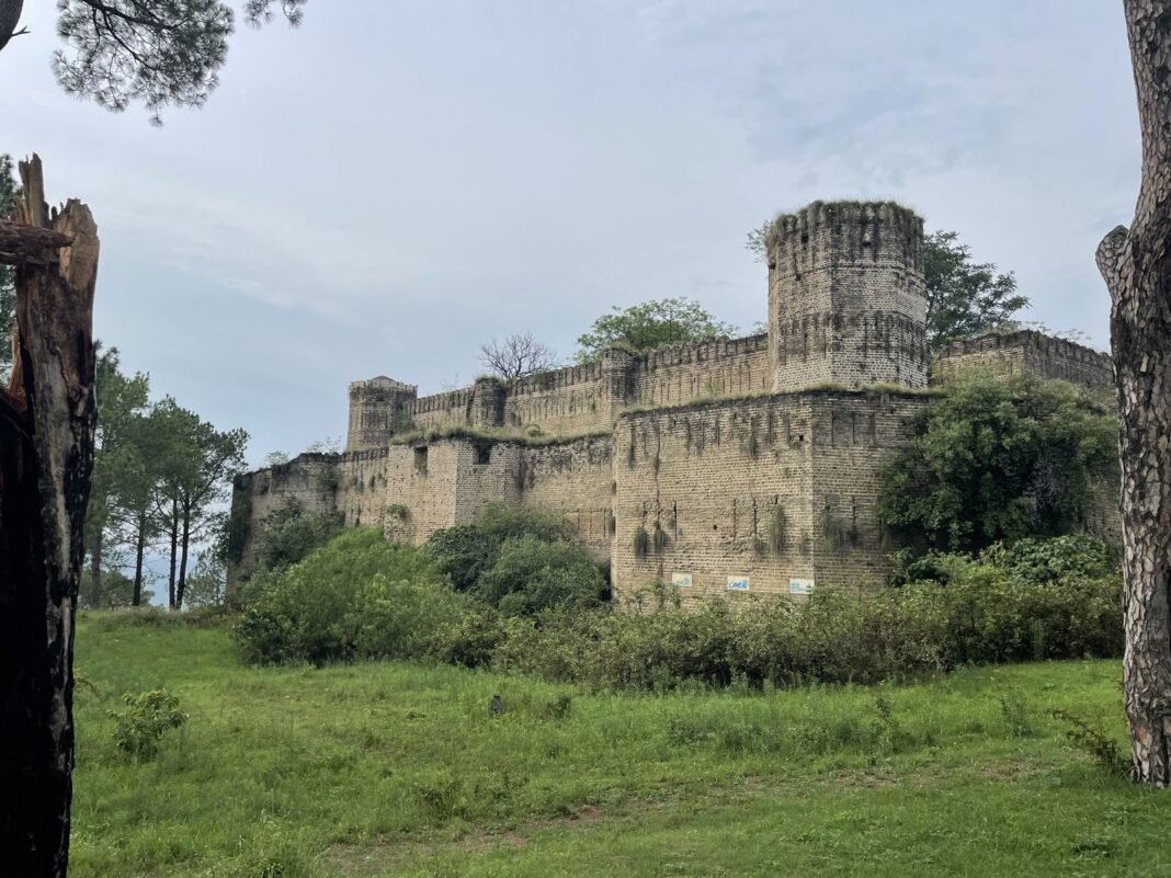 Baghsar Lake Fort: Why You Should Visit & When to Go | Explore Pakistan Baghsar Lake Fort: Why You Should Visit & When to Go | Explore Pakistan