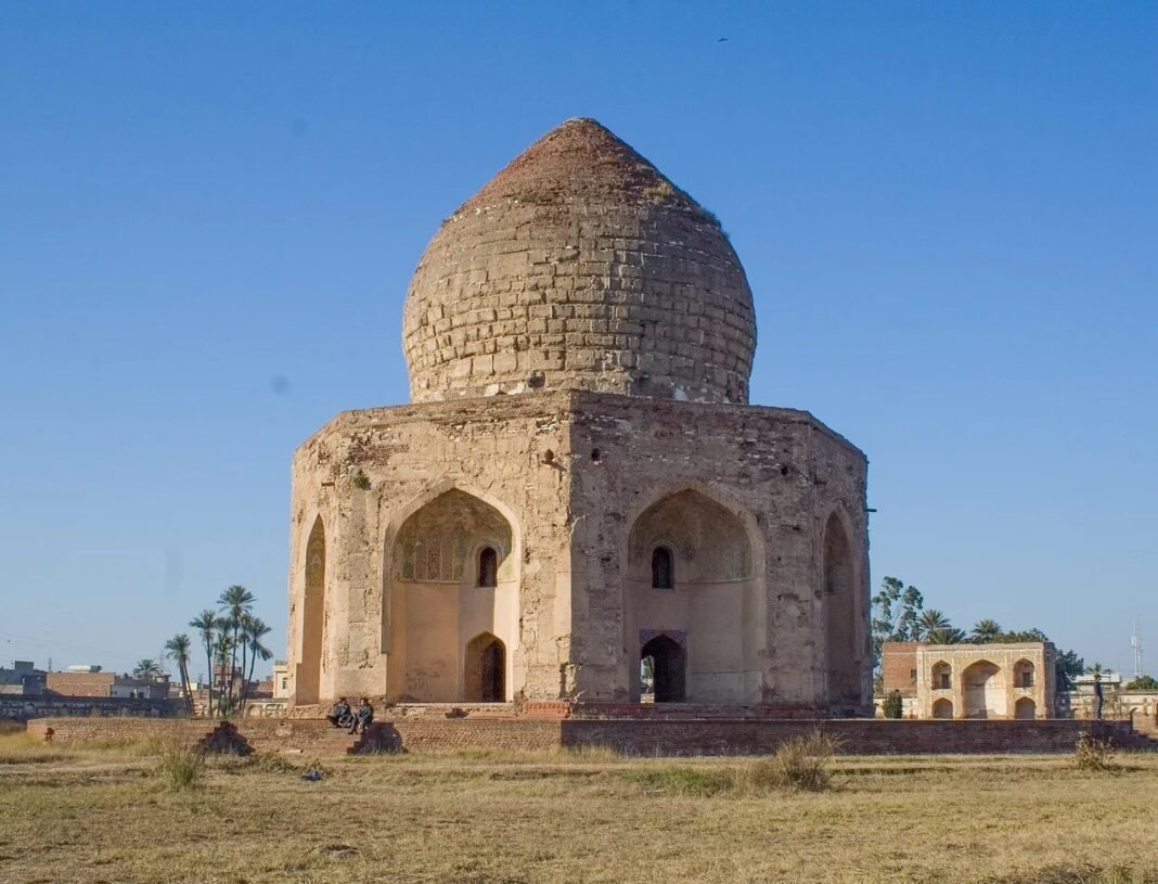 Begum Ki Sarai: Why You Should Visit & When to Go | Explore Pakistan Begum Ki Sarai: Why You Should Visit & When to Go | Explore Pakistan