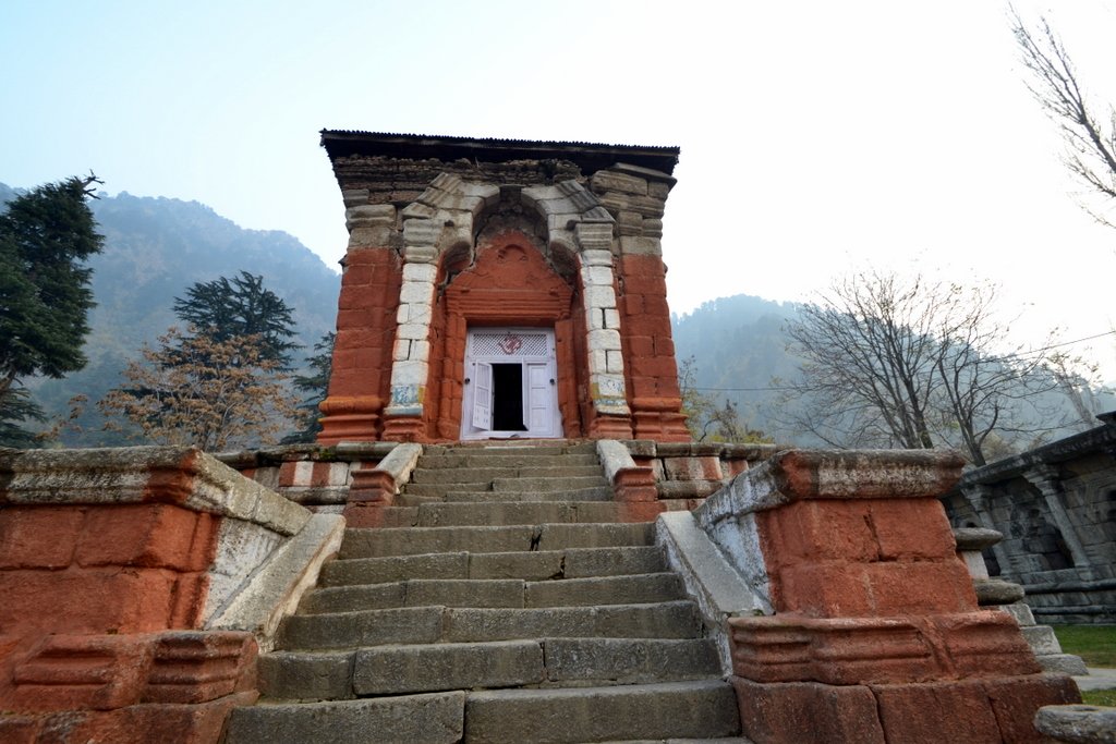 Chak Pandit Temple, Bhimber: Why You Should Visit & When to Go | Explore Pakistan Chak Pandit Temple, Bhimber: Why You Should Visit & When to Go | Explore Pakistan