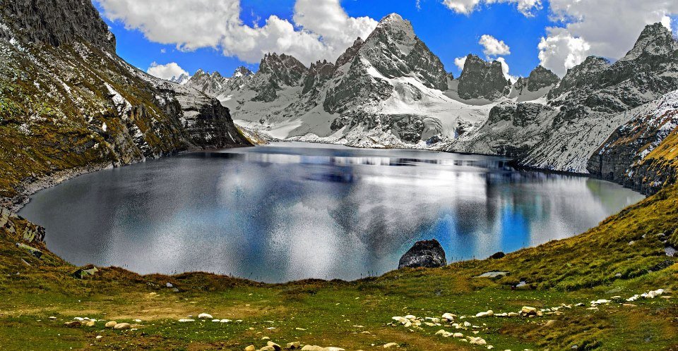 Chitta Katha Lake: Why You Should Visit & When to Go | Explore Pakistan Chitta Katha Lake: Why You Should Visit & When to Go | Explore Pakistan