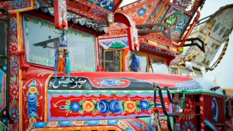 What Is the Culture of Pakistan? A Complete Explainer