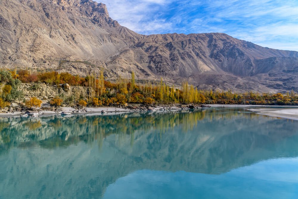 Dirlay Lake: Why You Should Visit & When to Go | Explore Pakistan Dirlay Lake: Why You Should Visit & When to Go | Explore Pakistan