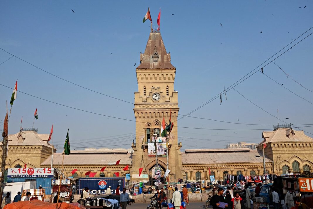 Empress Market: Why You Should Visit & When to Go | Explore Pakistan Empress Market: Why You Should Visit & When to Go | Explore Pakistan