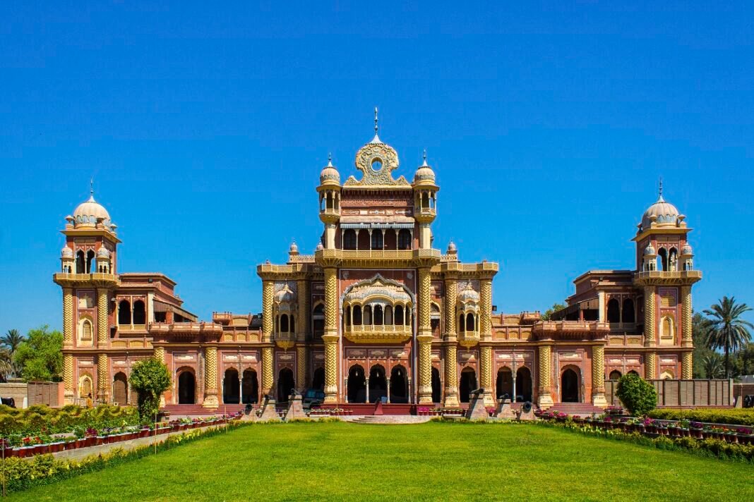 Faiz Mahal: Why You Should Visit & When to Go | Explore Pakistan Faiz Mahal: Why You Should Visit & When to Go | Explore Pakistan