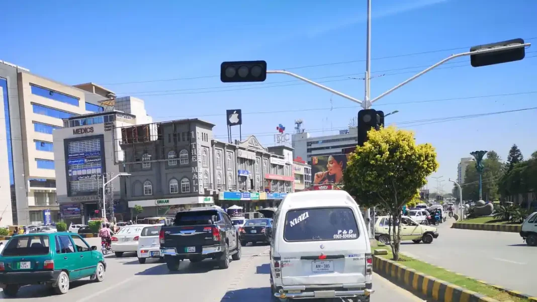Second Capital of Pakistan: Rawalpindi’s Interim Capital Years (1959–1967) Explained Saddar area of Rawalpindi, Pakistan's interim second capital 1959 to 1967