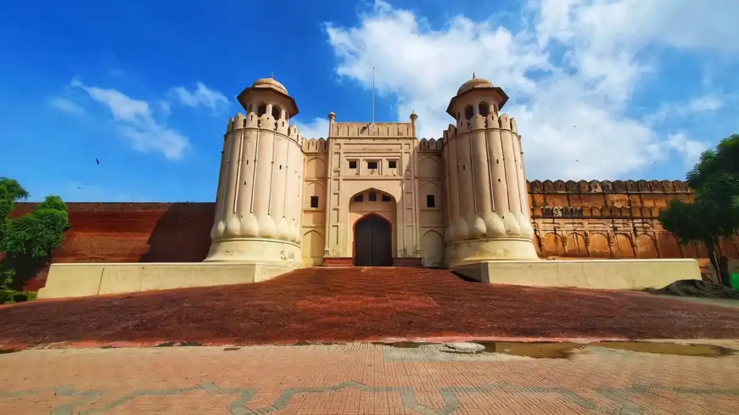 Foreign Affairs Office Lahore: Location, Services & Attestation Foreign Affairs office Lahore — MOFA camp office location and attestation guide