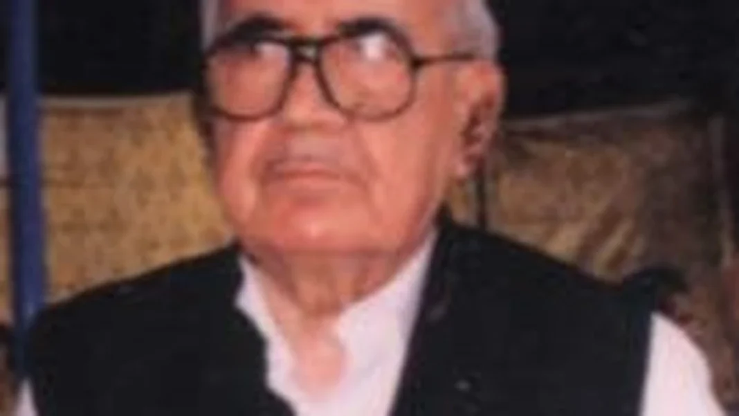 President After Zia-ul-Haq: Ghulam Ishaq Khan (1988–1993) Ghulam Ishaq Khan, President of Pakistan 1988 to 1993