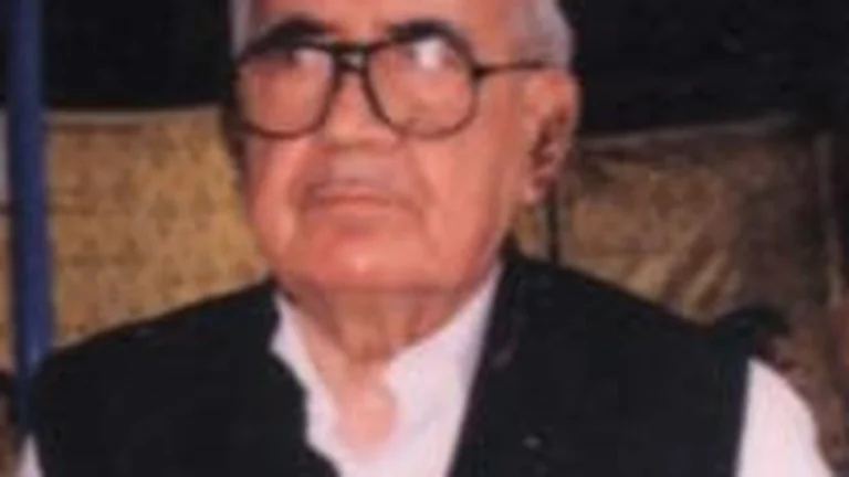 President After Zia-ul-Haq: Ghulam Ishaq Khan (1988–1993)
