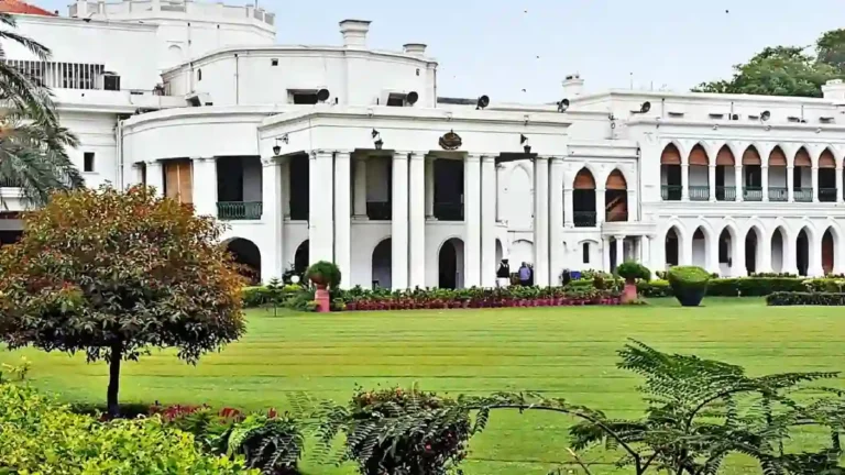 Governor Houses of Pakistan: Lahore, Karachi, Peshawar and Quetta