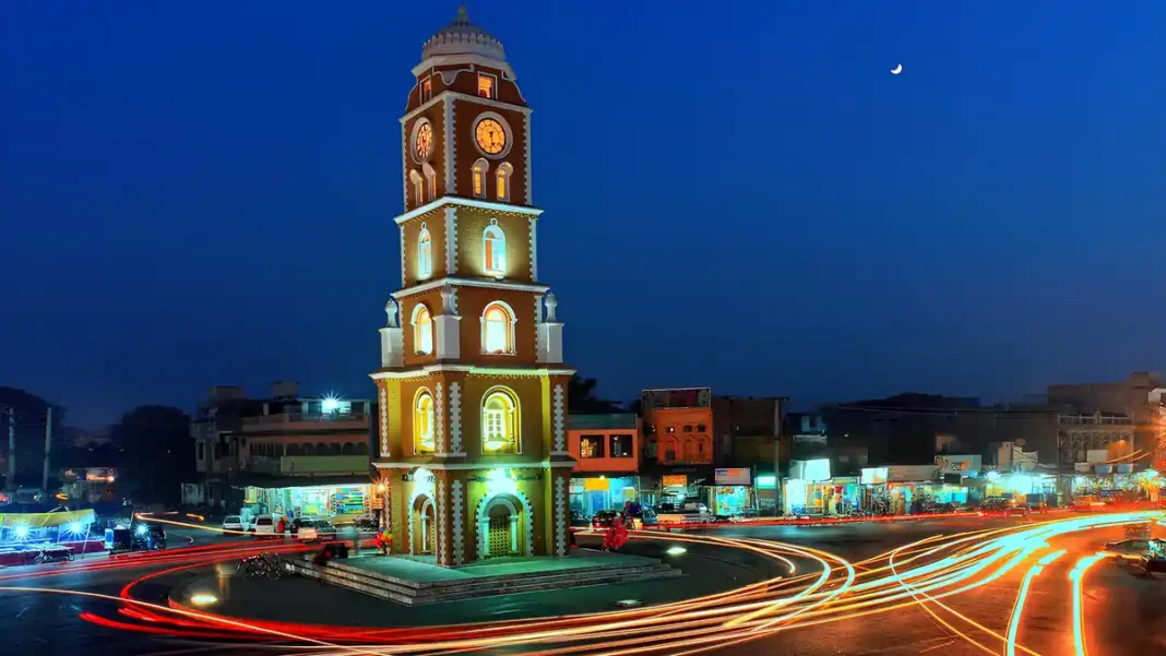 GPO Sialkot: Services, Timings & Contact Guide General Post Office building Sialkot
