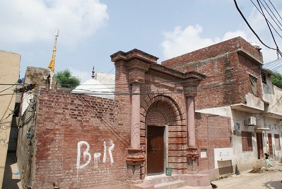 Gurdwara Chhevin Patshahi, Kotli Bhaga: Why You Should Visit & When to Go | Explore Pakistan Gurdwara Chhevin Patshahi, Kotli Bhaga: Why You Should Visit & When to Go | Explore Pakistan