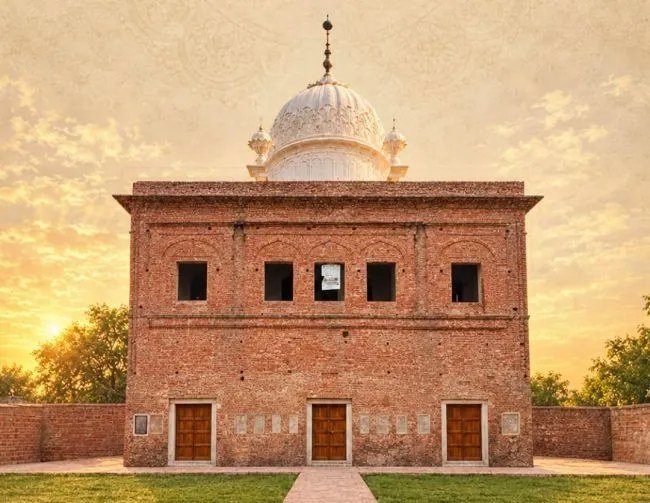 Gurdwara Chhevin Patshahi, Padhana: Why You Should Visit & When to Go | Explore Pakistan Gurdwara Chhevin Patshahi, Padhana: Why You Should Visit & When to Go | Explore Pakistan