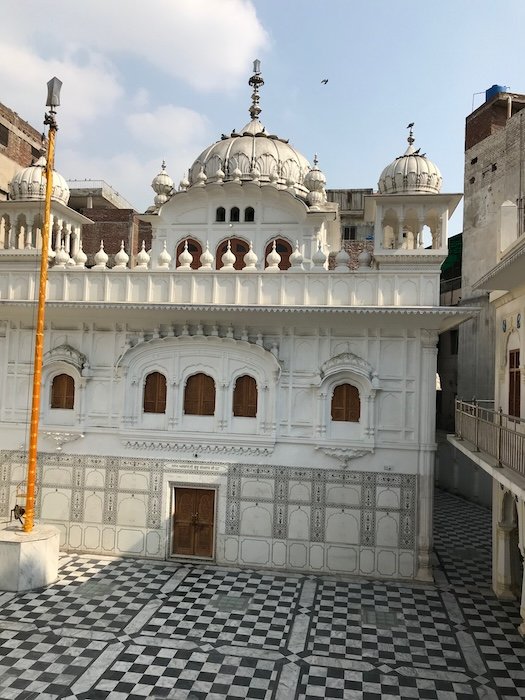 Gurdwara Diwan Khana Sahib, Chuna Mandi: Why You Should Visit & When to Go | Explore Pakistan Gurdwara Diwan Khana Sahib, Chuna Mandi: Why You Should Visit & When to Go | Explore Pakistan