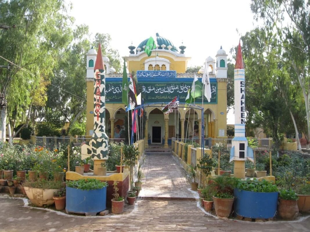 Gurdwara Sajjan Thag, Makhdoompur Pahoran: Why You Should Visit & When to Go | Explore Pakistan Gurdwara Sajjan Thag, Makhdoompur Pahoran: Why You Should Visit & When to Go | Explore Pakistan