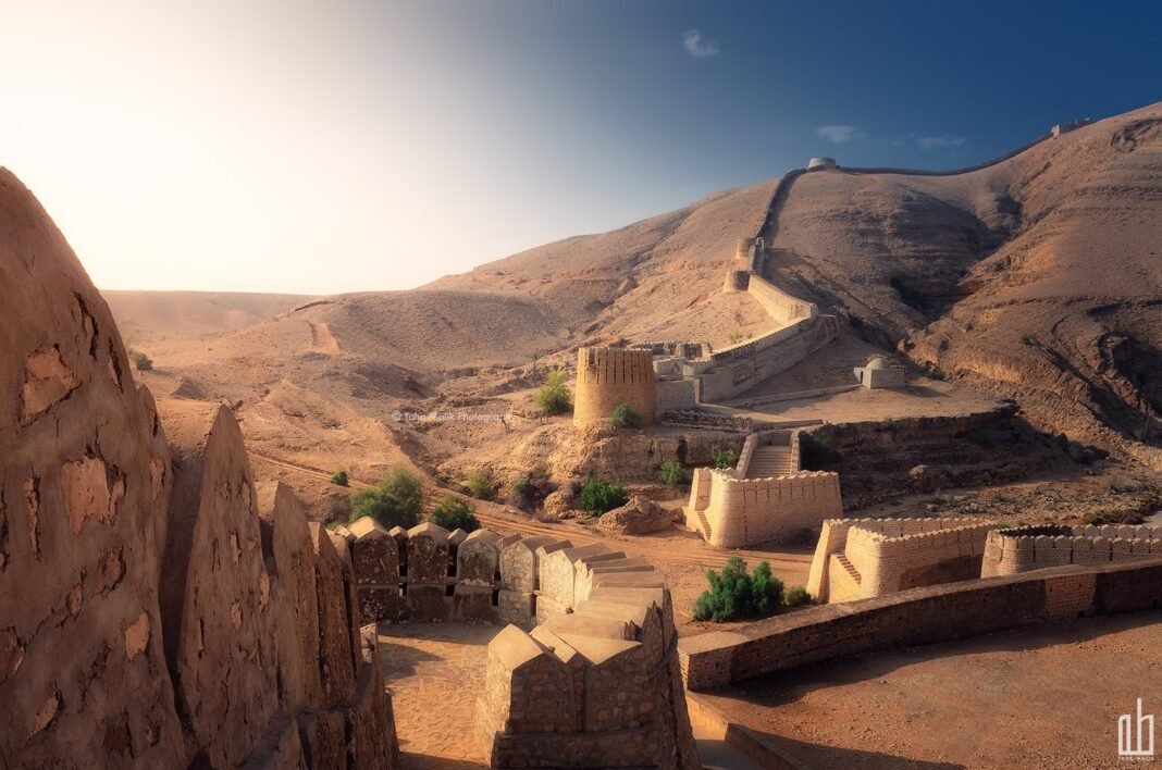 Hazar Ganji Fort, Khuzdar: Why You Should Visit & When to Go | Explore Pakistan Hazar Ganji Fort, Khuzdar: Why You Should Visit & When to Go | Explore Pakistan