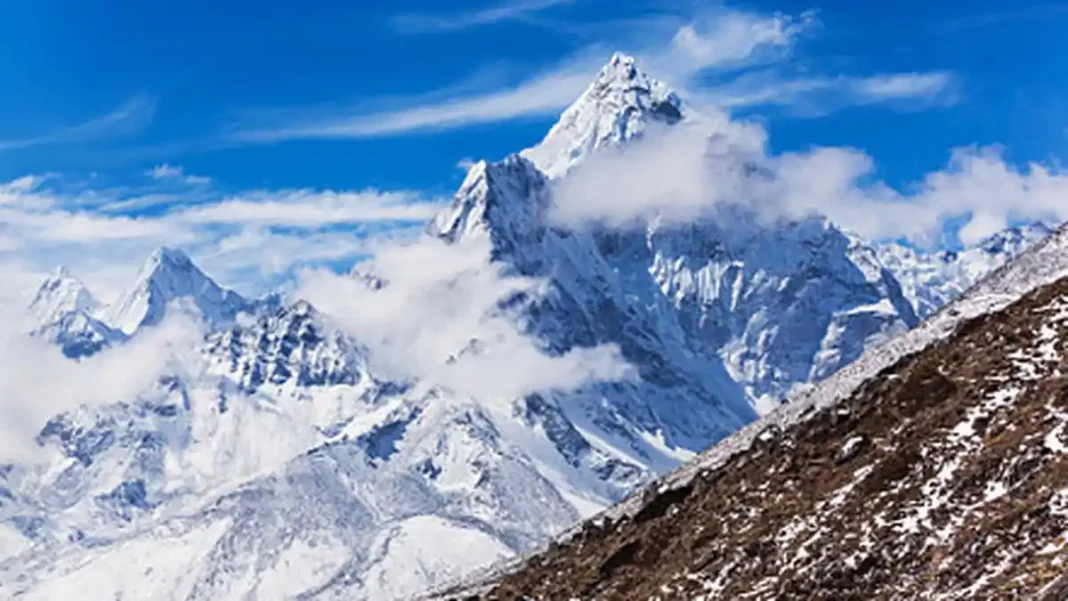 Pakistan’s Total Border Length: Every Frontier with India, Afghanistan, Iran & China Pakistan’s Total Border Length: Every Frontier with India, Afghanistan, Iran & China