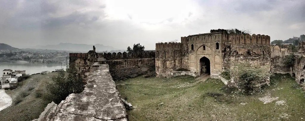 Hindu Temple-I (East of Indus View Hotel): Why You Should Visit & When to Go | Explore Pakistan Hindu Temple-I (East of Indus View Hotel): Why You Should Visit & When to Go | Explore Pakistan