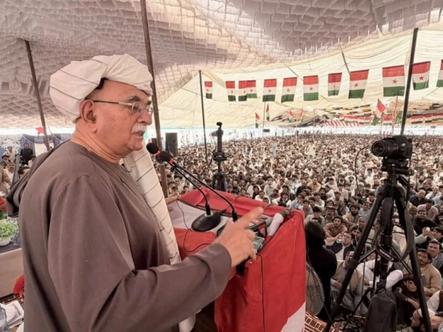 Achakzai says opposition will hold no talks without consulting Imran Khan Mahmood Khan Achakzai addresses rally, says no talks without Imran Khan