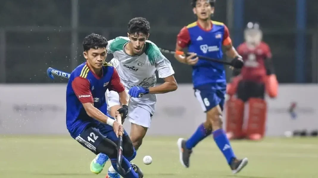 Malaysia Beat Pakistan 3-2 to Close In on Sultan of Johor Cup Final