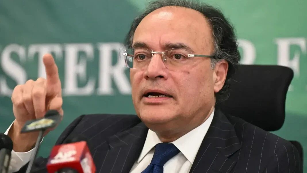 Pakistan Raises Cash Report Limit to Rs3 Million
