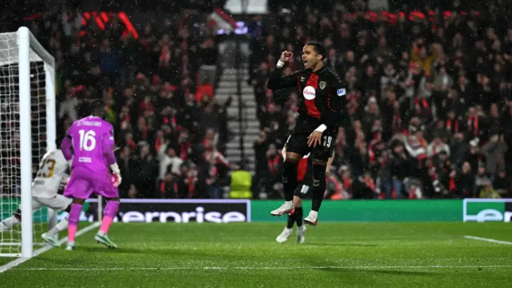Bournemouth Thrash 10-Man AC Milan 3-0 to Keep Perfect Europa League Start