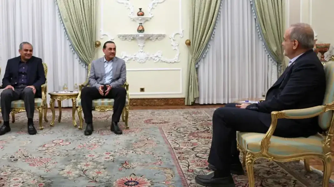 Munir-Pezeshkian meeting raises peace hopes as Iran sets terms for US talks