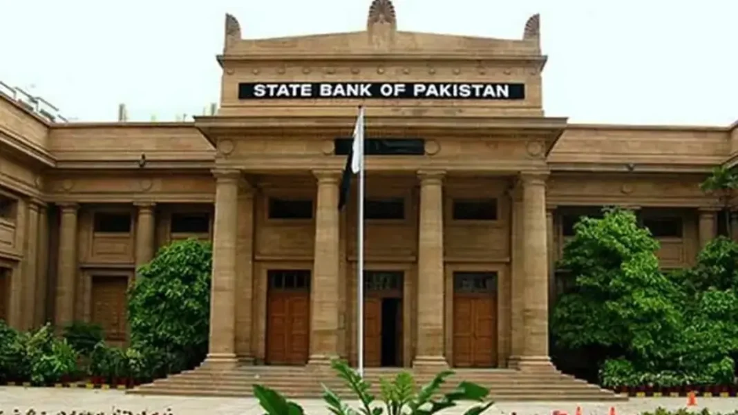 Gulf Investors Pour $188 Million Into Pakistan’s Domestic Bonds in Nine Days Pakistan domestic bonds — the State Bank of Pakistan building in Karachi
