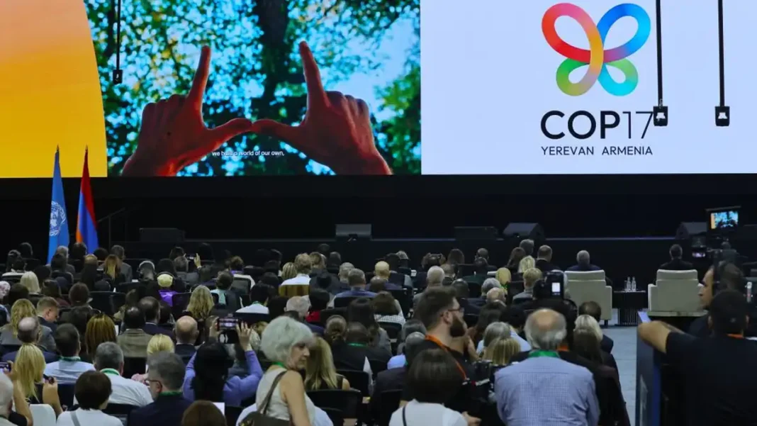 COP17 Science Row Puts Nature Talks at Risk