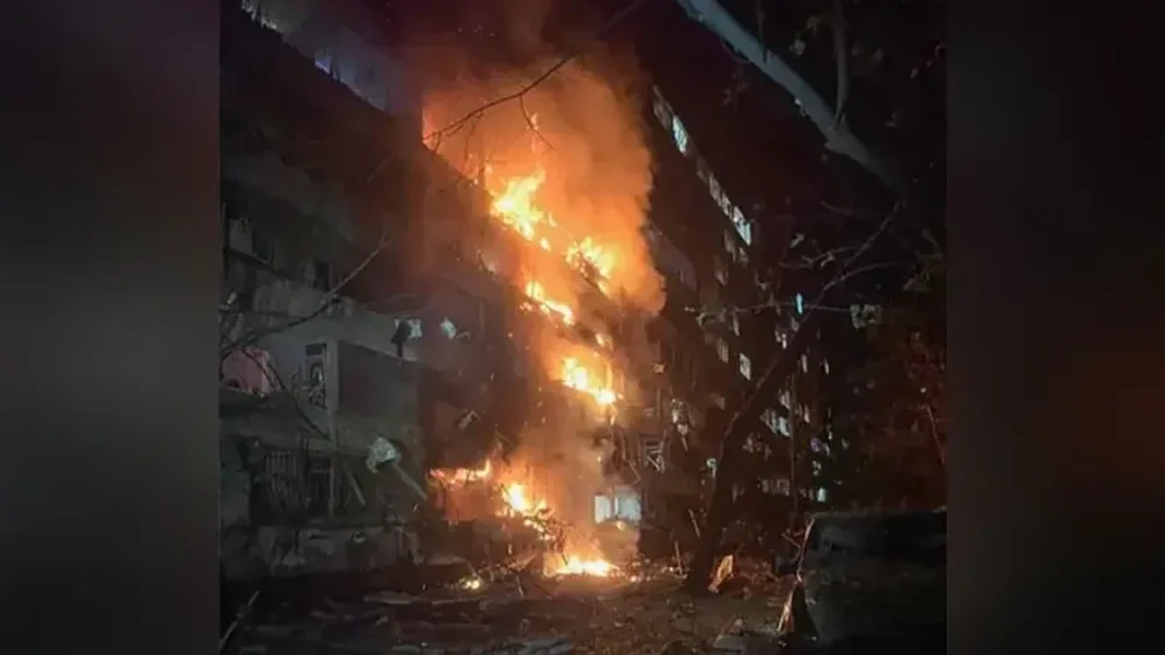 Ukraine Accuses US of Helping Russia as Missiles Hit Kyiv for Second Night Kyiv building ablaze after Russian missile strikes as Ukraine accuses US of helping Russia