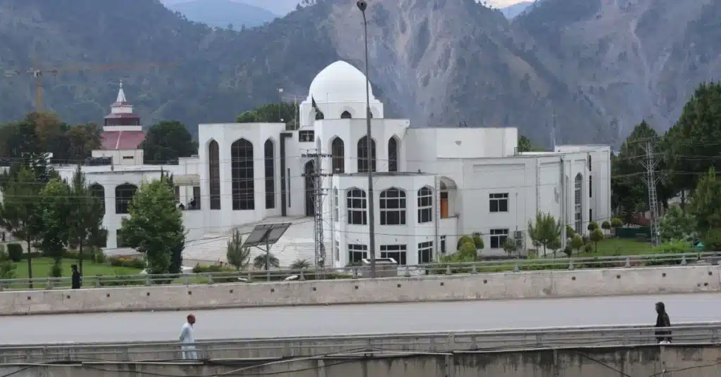 Four elected unopposed to AJK Council: three PML-N, one PPP AJK Council election: the AJK Legislative Assembly building in Muzaffarabad