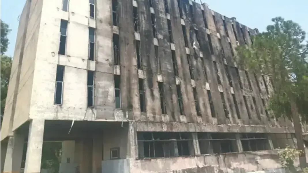 Sohail Afridi, Four Others Charged in 2023 Radio Pakistan Attack Case The fire-damaged Radio Pakistan building in Peshawar; Sohail Afridi and four others have been charged in the 2023 attack case