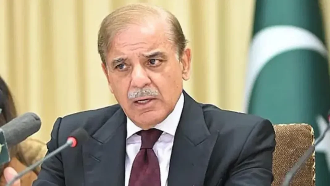 PM Orders Probe into Vaccine Procurement for Pilgrims Vaccine procurement probe - PM Shehbaz Sharif at a press conference