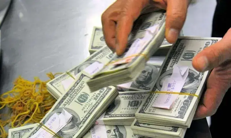FIA arrests two over alleged hundi, hawala networks in Dera Ghazi Khan hundi hawala: file photo of US dollar banknotes