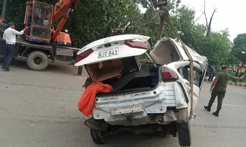 Four of a Family Killed as Speeding Coach Rams Car in Khuzdar