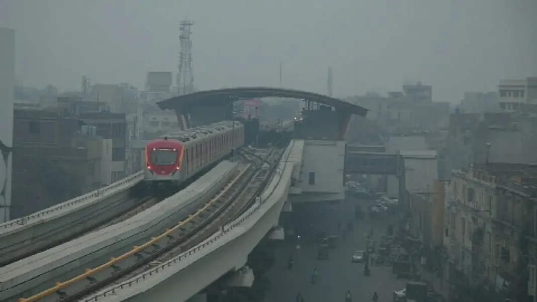 Lahore Tops Global Pollution Ranking as AQI Hits 189 Lahore Orange Line train in smog as Lahore tops pollution ranking with AQI 189