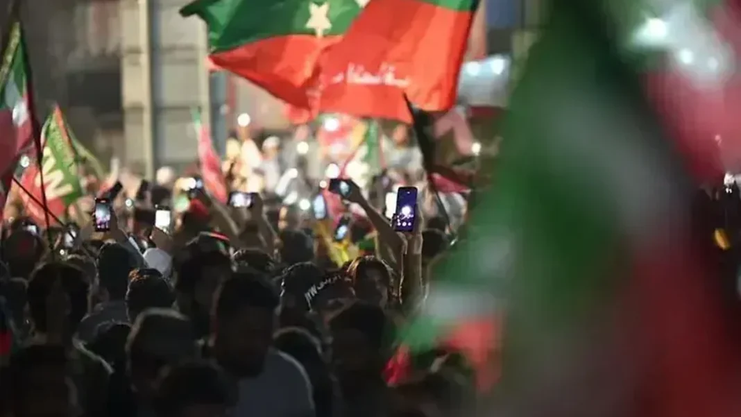 PTI Core Committee Split Over Future Course of Action PTI core committee split - party leadership divided over future course
