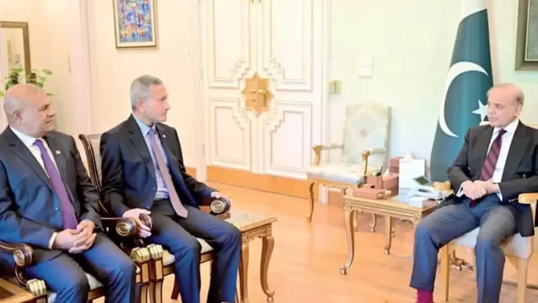 Singapore Pakistan Ties Get Trade Push After 60 Years PM Shehbaz Sharif meets Singapore Foreign Minister Vivian Balakrishnan in Islamabad, Singapore Pakistan ties