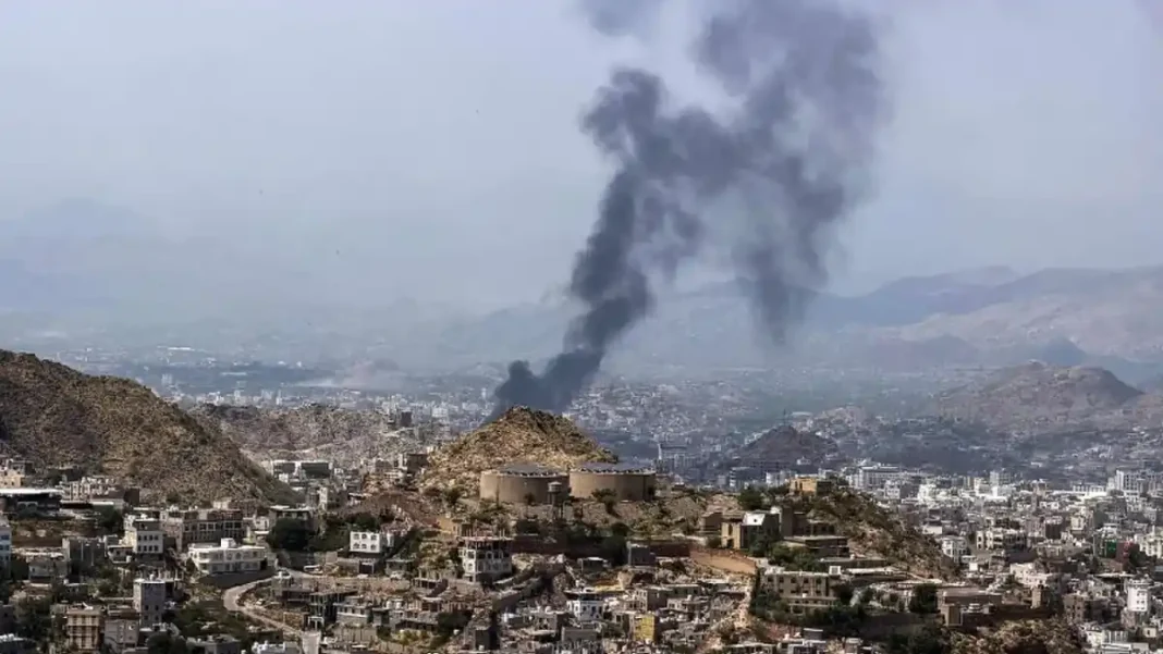 One Killed, Eight Injured in Attack on Saudi Arabia’s King Fahd Airport in Dammam king fahd airport attack — smoke column rises over a city as the Saudi-Houthi conflict escalates