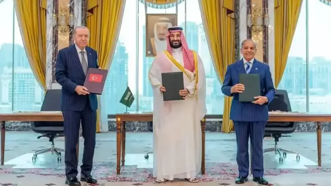 Makkah defence pact binds Pakistan, Saudi Arabia and Turkiye for a decade