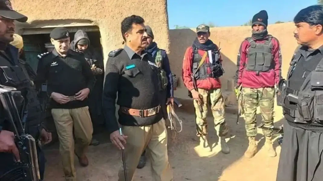Pasa condemns abduction of civil servant’s children in Peshawar Pasa condemns abduction: KP police officials on duty